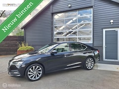 Skoda Octavia - 1.0 TSI Business Edition Plus Full Option Volledig onderhouden, Zeer mooie complete auto