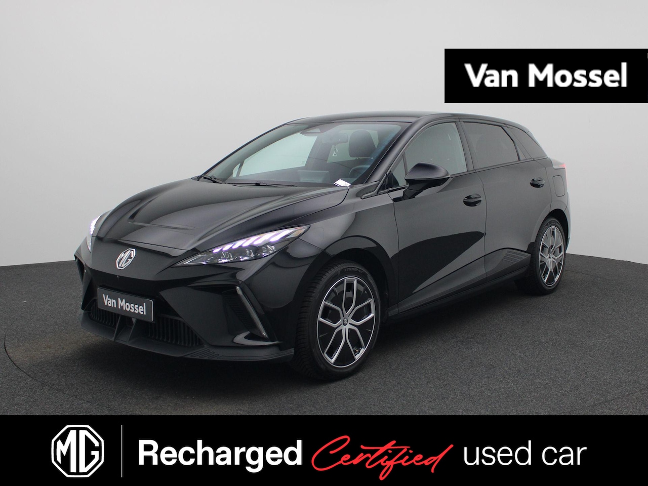 MG MG4 Electric - Luxury 64 kWh | WLTP 435 KM | SoH 95,60%  Navi | ACC | ECC | 18"LMV | 360° CAM | Warmte po - AutoWereld.nl