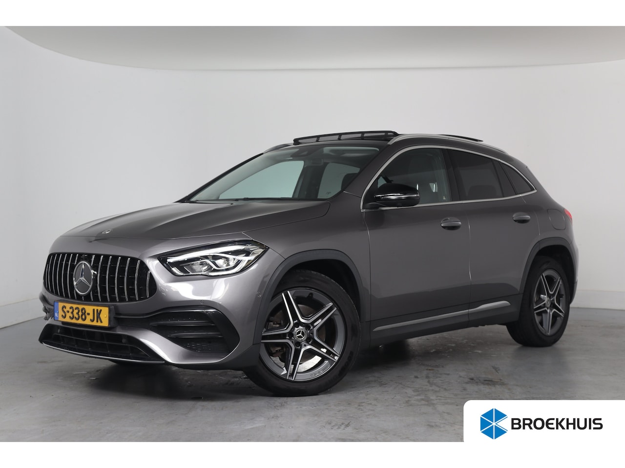 Mercedes-Benz GLA-Klasse - 250 e AMG Line | Elektrisch Panoramadak | Memory | 360* Camera | Stoelverwarming | Navigat - AutoWereld.nl