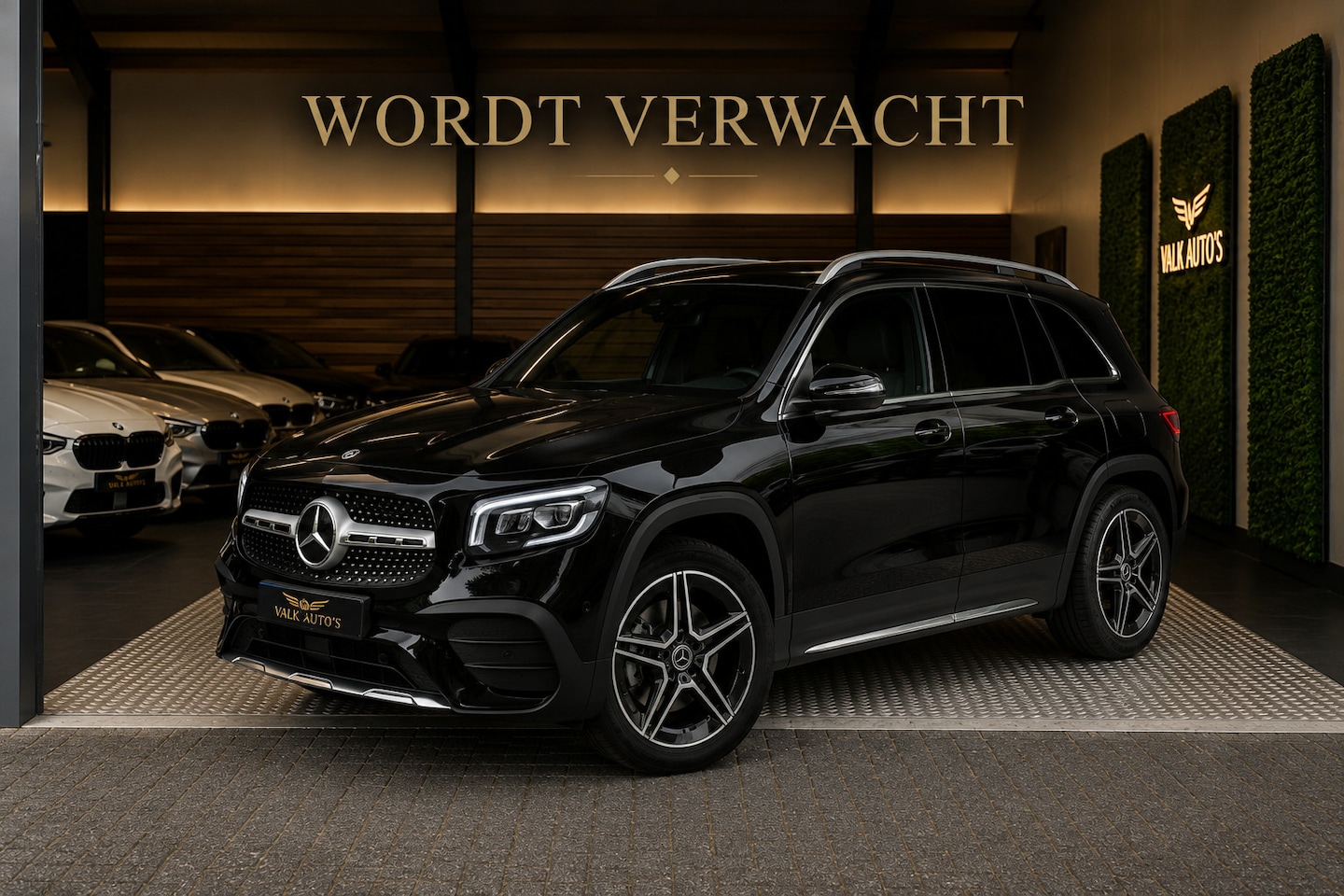 Mercedes-Benz GLB - 200 Premium Plus AMG - Memory - Keyless - 360 Camera - Panoramadak - Leer - AutoWereld.nl