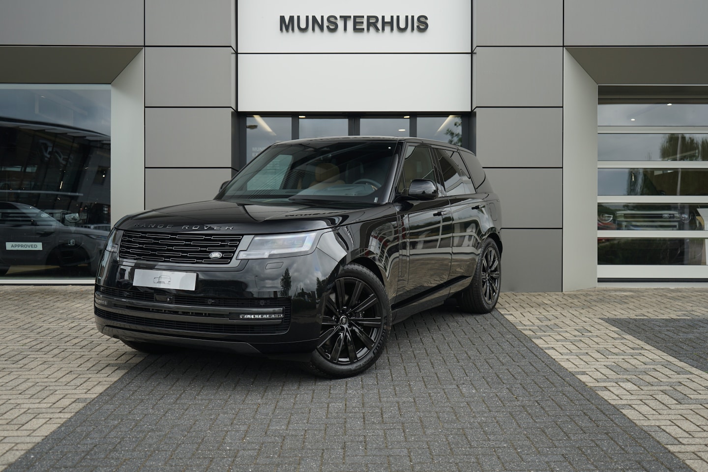 Land Rover Range Rover - 3.0 P460e HSE PHEV | Head-up display | Achterbank verkoeld/verwarmd | - AutoWereld.nl