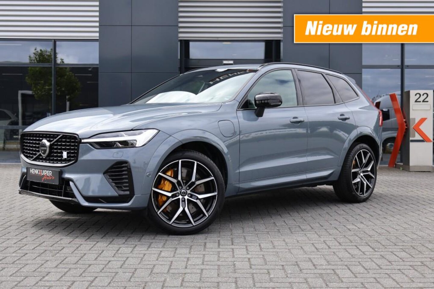 Volvo XC60 - Recharge T8 AWD Polestar Engineerd 455pk/ Panodak/21 inch/ Leer/Head-up/360 gr. camera - AutoWereld.nl