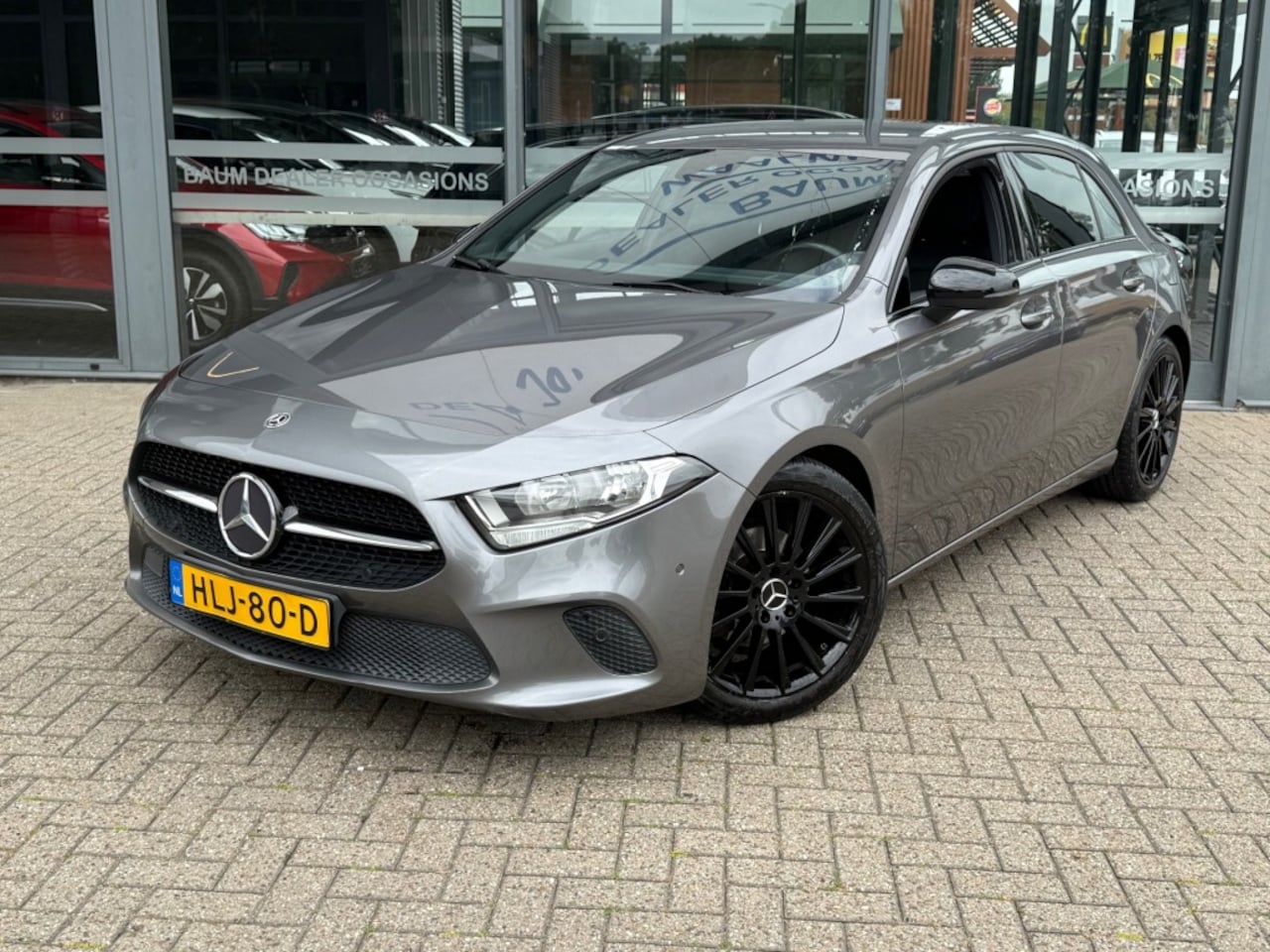 Mercedes-Benz A-klasse - 180 BUSINESS SPORT AIRCO NAVI PDC-CAMERA - AutoWereld.nl