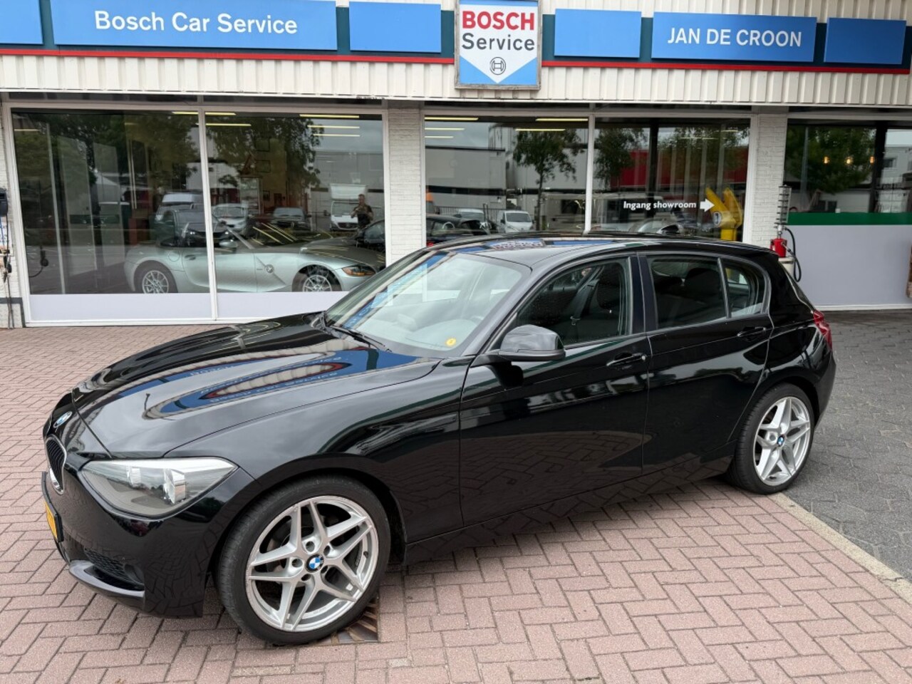 BMW 1-serie - 116i BUSINESS Airco - Audio - 6 bak #RIJKLAAR - AutoWereld.nl