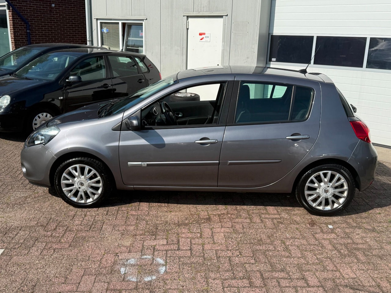 Renault Clio - 1.6 Dynamique 1.6 Dynamique - AutoWereld.nl