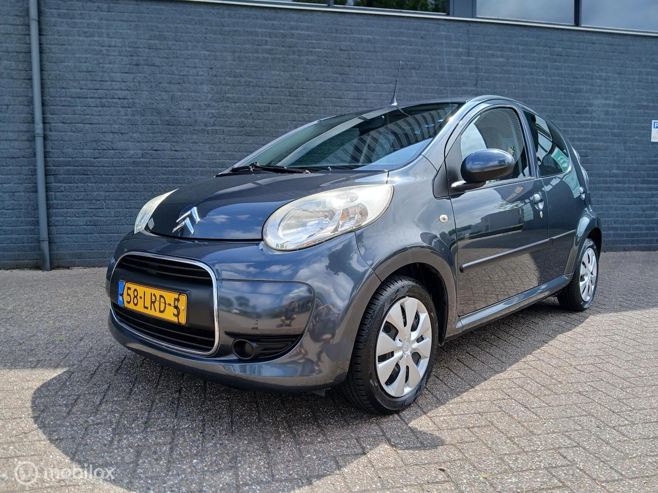 Citroën C1 - 1.0-12V 143.000Km Nap/5-Deurs/Carplay - AutoWereld.nl