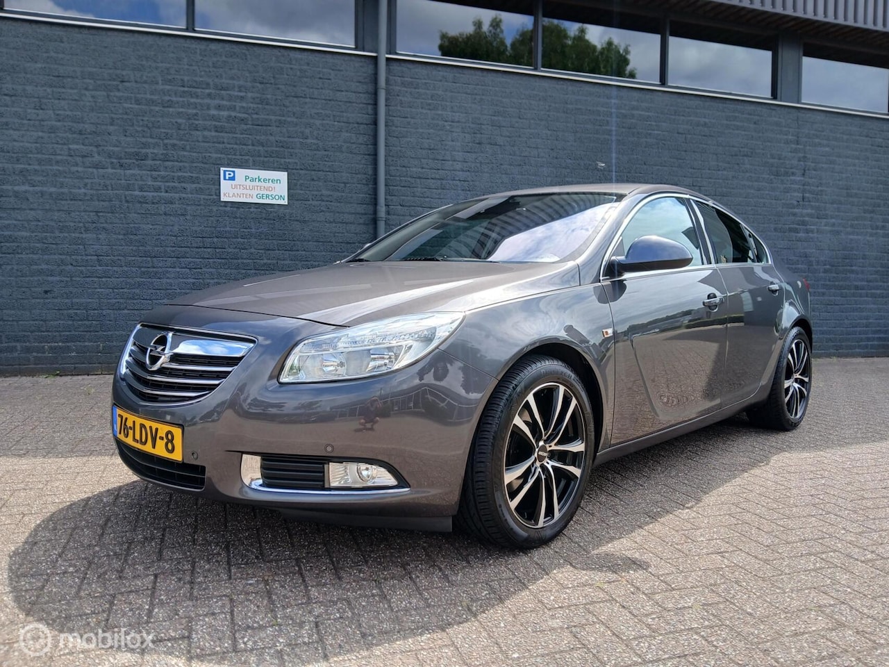 Opel Insignia - 2.0 T Ketting vervangen/220PK/Leer - AutoWereld.nl