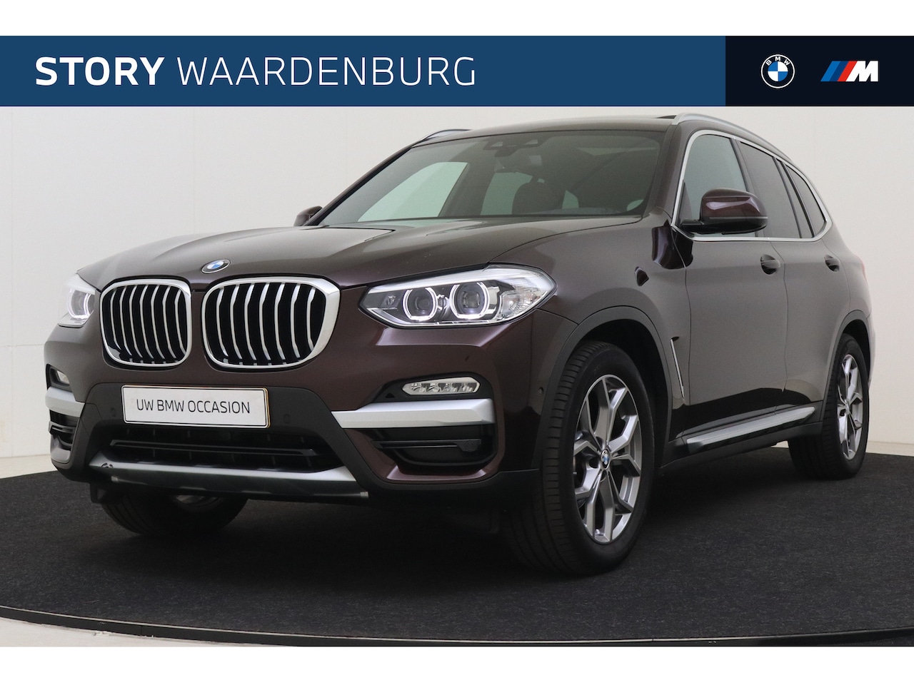 BMW X3 - xDrive20i High Executive xLine Automaat / Panoramadak / Sportstoelen / Trekhaak / Parking - AutoWereld.nl