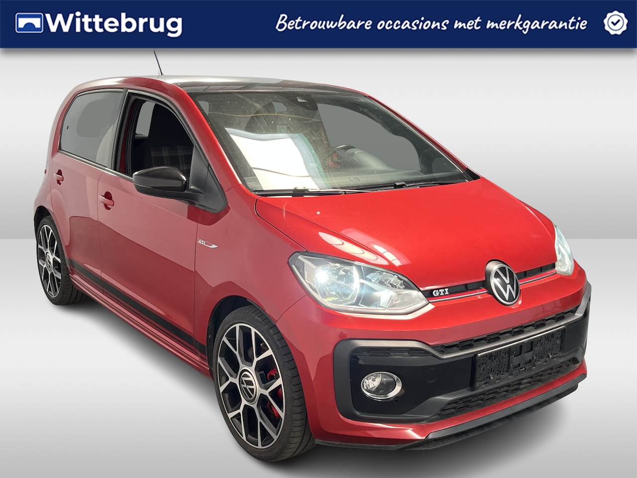 Volkswagen Up! - 1.0 TSI GTI / CRUISE/ PARKEERSENSOREN + CAMERA/ STOELVERWARMING/ BEATS AUDIO/ BLUETOOTH/ D - AutoWereld.nl