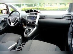 Toyota Verso - 1.8 VVT-i Business Navi|Cam|LMV|Clima