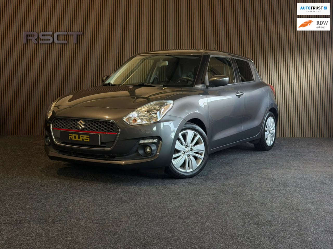 Suzuki Swift - 1.0 Select|Airco|Stoel.v|Carplay| - AutoWereld.nl
