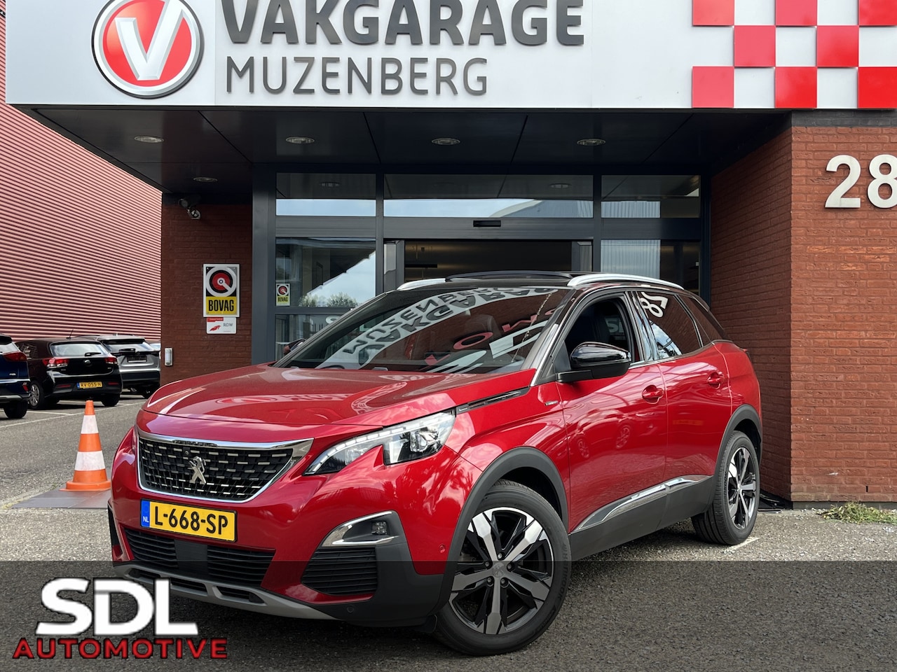 Peugeot 3008 - 1.6 PureTech GT Line // FULL OPTIONS!! // TREKHAAK // MASSAGE STOELEN // FOCAL PREMIUM AUD - AutoWereld.nl