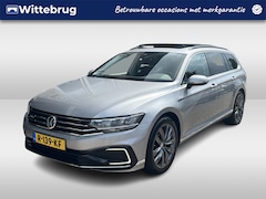 Volkswagen Passat Variant - 1.4 TSI PHEV GTE Business / AUTOMAAT/ PANO/ TREKHAAK/ ADAPTIVE CRUISE/ APP-CONNECT/ PARK.S
