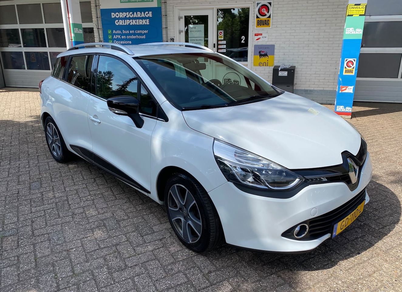 Renault Clio Estate - Clio TCe 90 Energy Night en Day | Eerste eigenaar - AutoWereld.nl