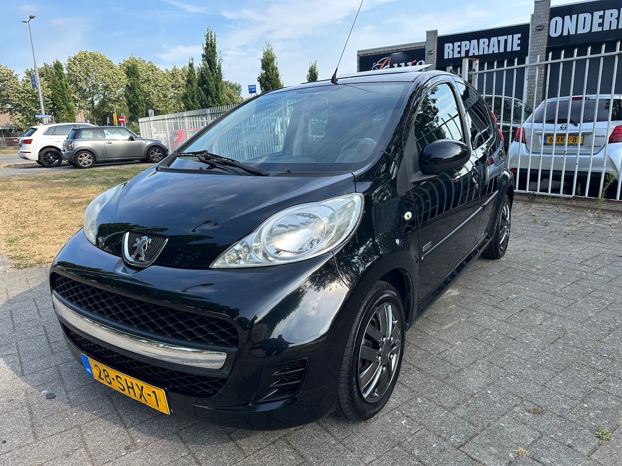 Peugeot 107 - 1.0-12V Sportium 1.0-12V Sportium - AutoWereld.nl