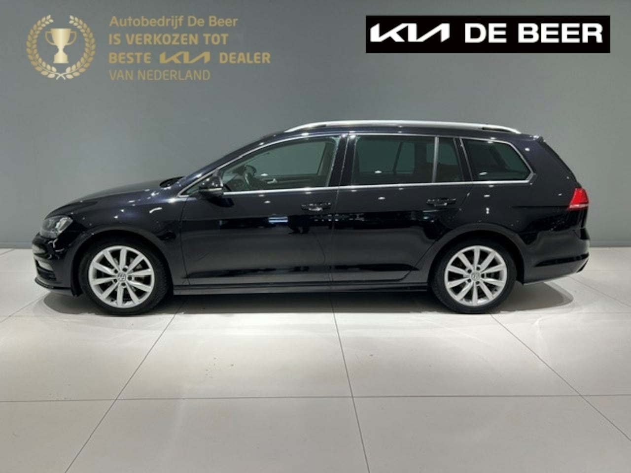 Volkswagen Golf Variant - 1.4 TSI 150pk BMT Highline Pano LMV PDC - AutoWereld.nl