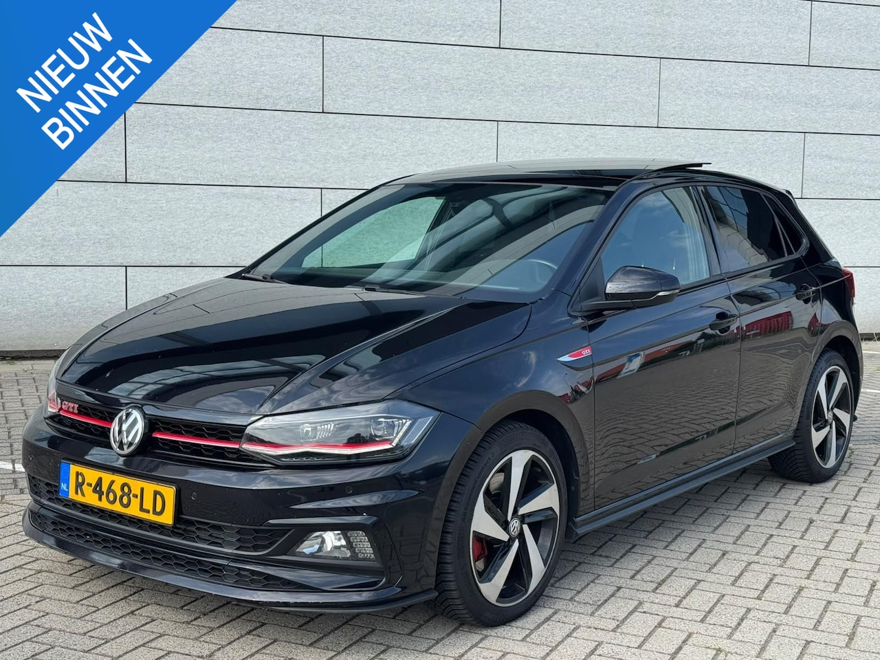 Volkswagen Polo - 2.0 TSI GTI DAK/PDC/VIRTUAL - AutoWereld.nl
