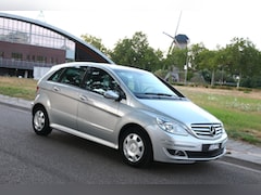 Mercedes-Benz B-klasse - 170 Automaat 116PK 1e eigenaar Top Staat Parkeersensoren Stoelverwarming Nieuwe APK YoungT