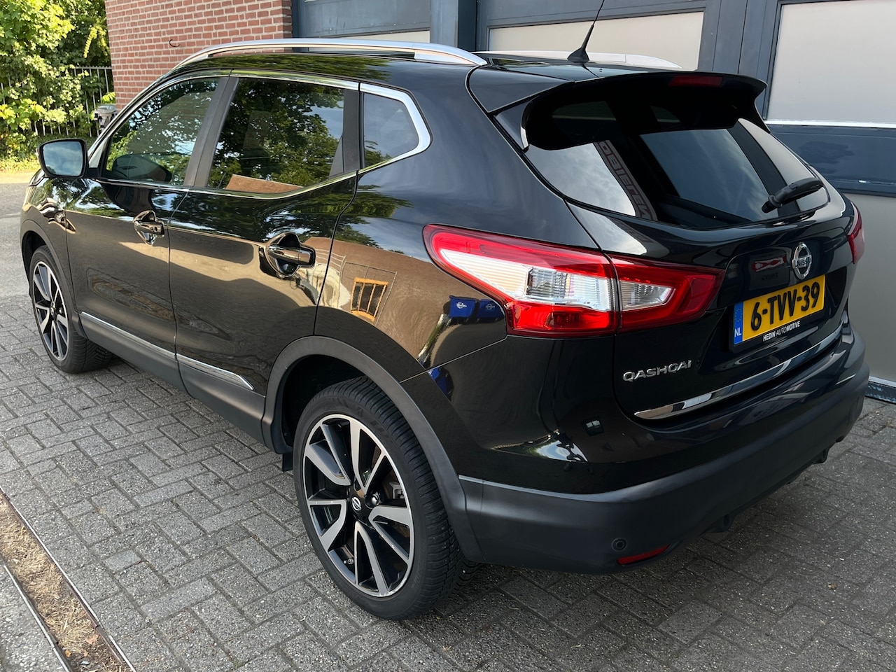 Nissan Qashqai - 1.2 Premier Edition 1.2 Premier Edition, Dealer onderhouden - AutoWereld.nl