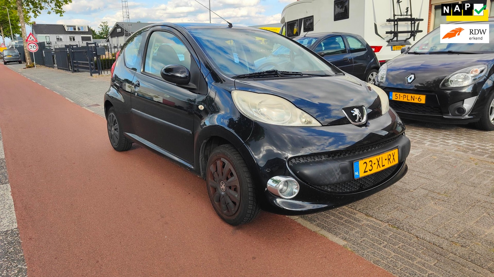 Peugeot 107 - 1.0-12V XS 1.0-12V XS NIEUWE APK - AutoWereld.nl