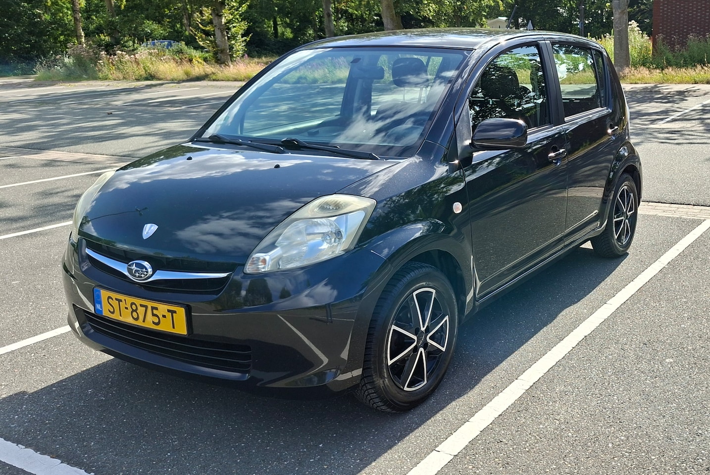 Subaru Justy - 1.0 Comfort S Ontzettend zuinige nette auto nieuwe koppeling, airco werkt goed, android auto. - AutoWereld.nl