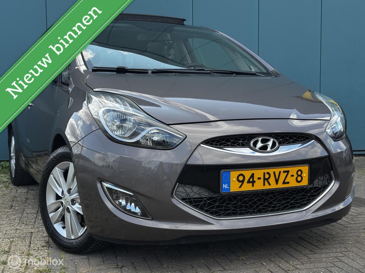 Hyundai ix20 - 1.6i i-Catcher Automaat Climate Control Panoramadak Leder Leder APK 23-07-2027 - AutoWereld.nl