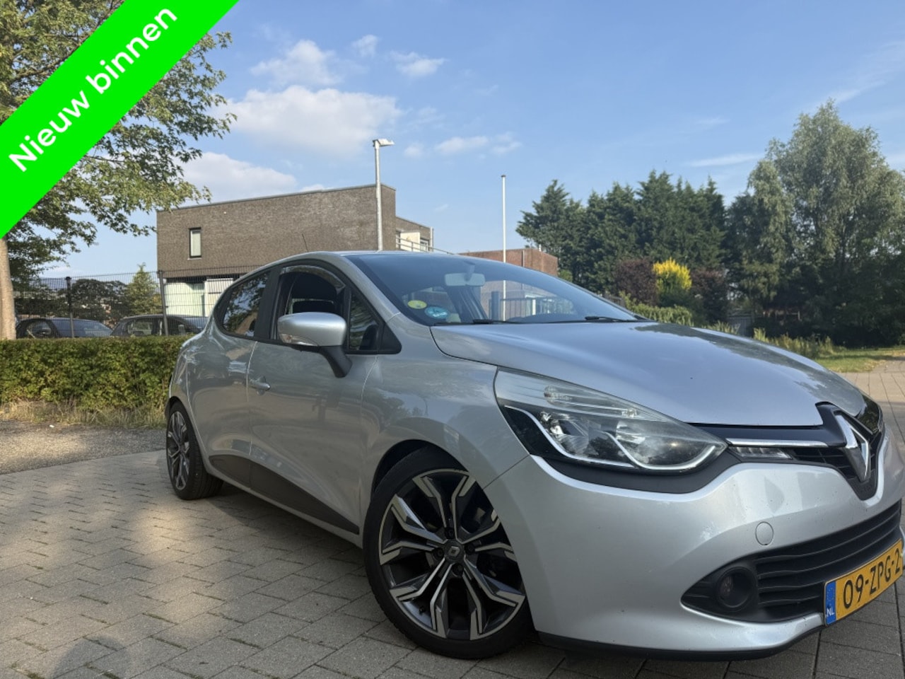Renault Clio - 1.5 dCi Navi|Carplay|Cruise|Clima - AutoWereld.nl