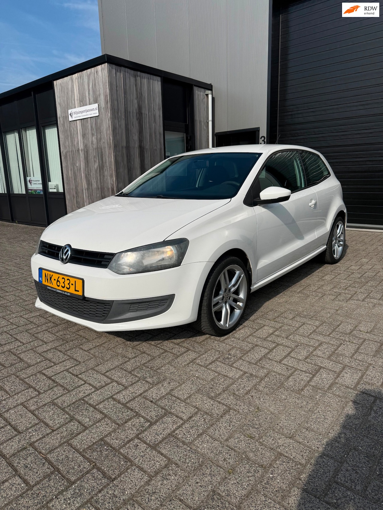 Volkswagen Polo - 1.2 Easyline|AIRCO|LM VELGEN|NAVI|SCHERM|INRUILKOOPJE - AutoWereld.nl