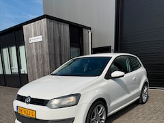 Volkswagen Polo - 1.2 Easyline|AIRCO|LM VELGEN|NAVI|SCHERM|INRUILKOOPJE