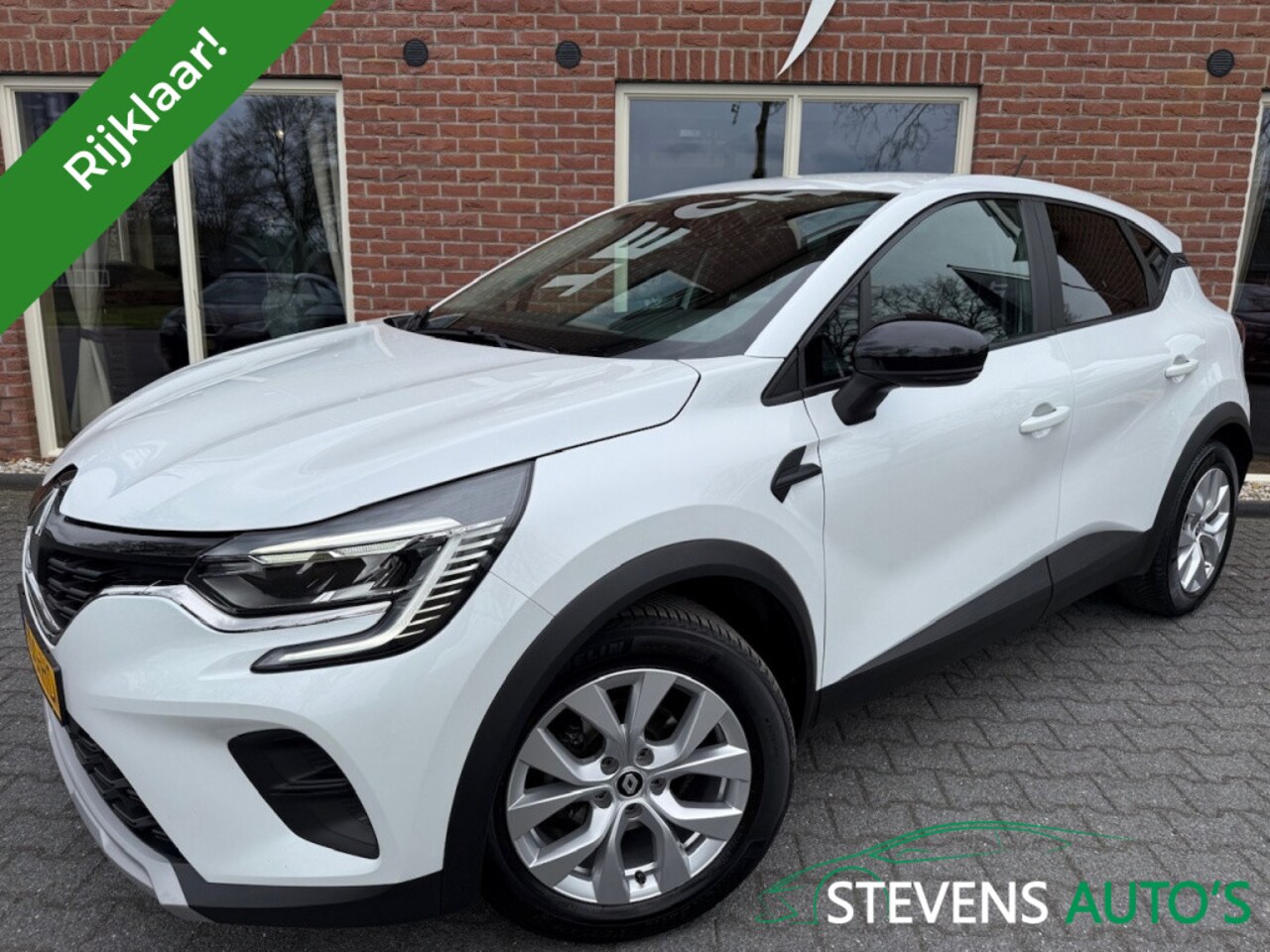 Renault Captur - 1.0 TCe Bns Zen TREKHAAK / NAVI / AIRCO / CRUISE / KEYLESS - AutoWereld.nl