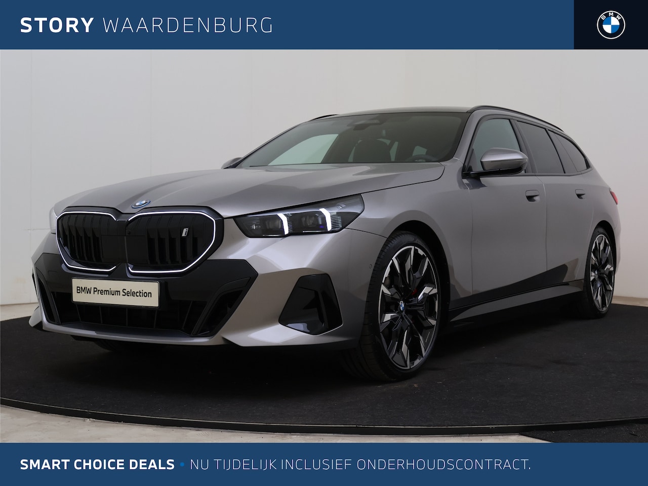 BMW i5 Touring - eDrive40 M Sport / Panoramadak / Trekhaak / Bowers & Wilkins / Parking Assistant Plus / Ad - AutoWereld.nl