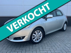 Toyota Auris - 1.6-16V 5drs Clima - trekhaak - NAP - Orig. NL-auto - cruise control - Lm velgen