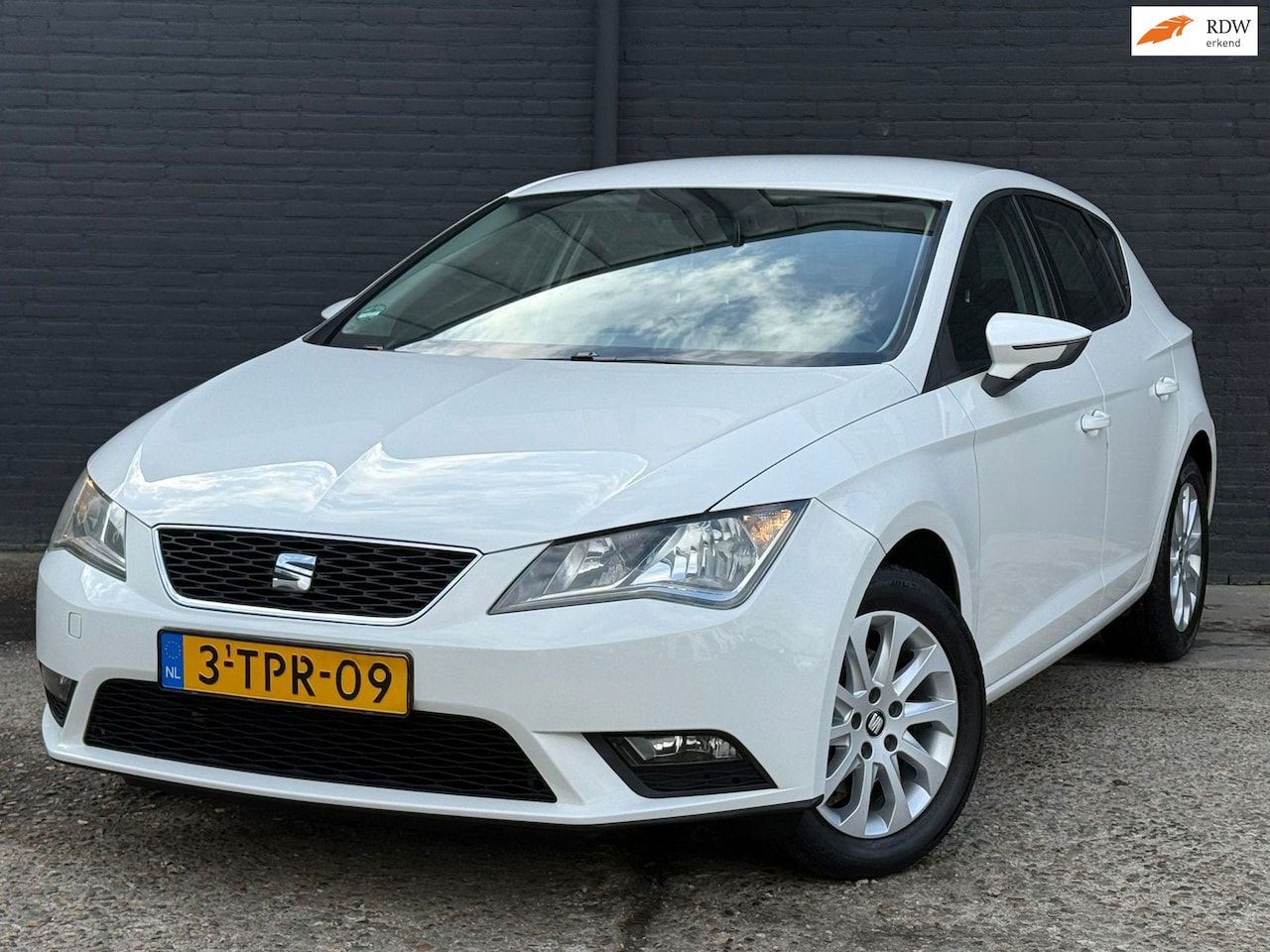 SEAT Leon - 1.2 TSI Style AIRCO|CRUISE|ELEK RAMEN|NWE DISTRIBUTIERIEM| - AutoWereld.nl