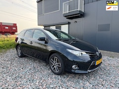 Toyota Auris Touring Sports - 1.8 Hybrid Lease