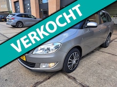 Skoda Fabia Combi - 1.2 TSI 5 DEURS STATION VAN 3333 VOOR 2999 NIEUWSTAAT AIRCO NAVIGATIE