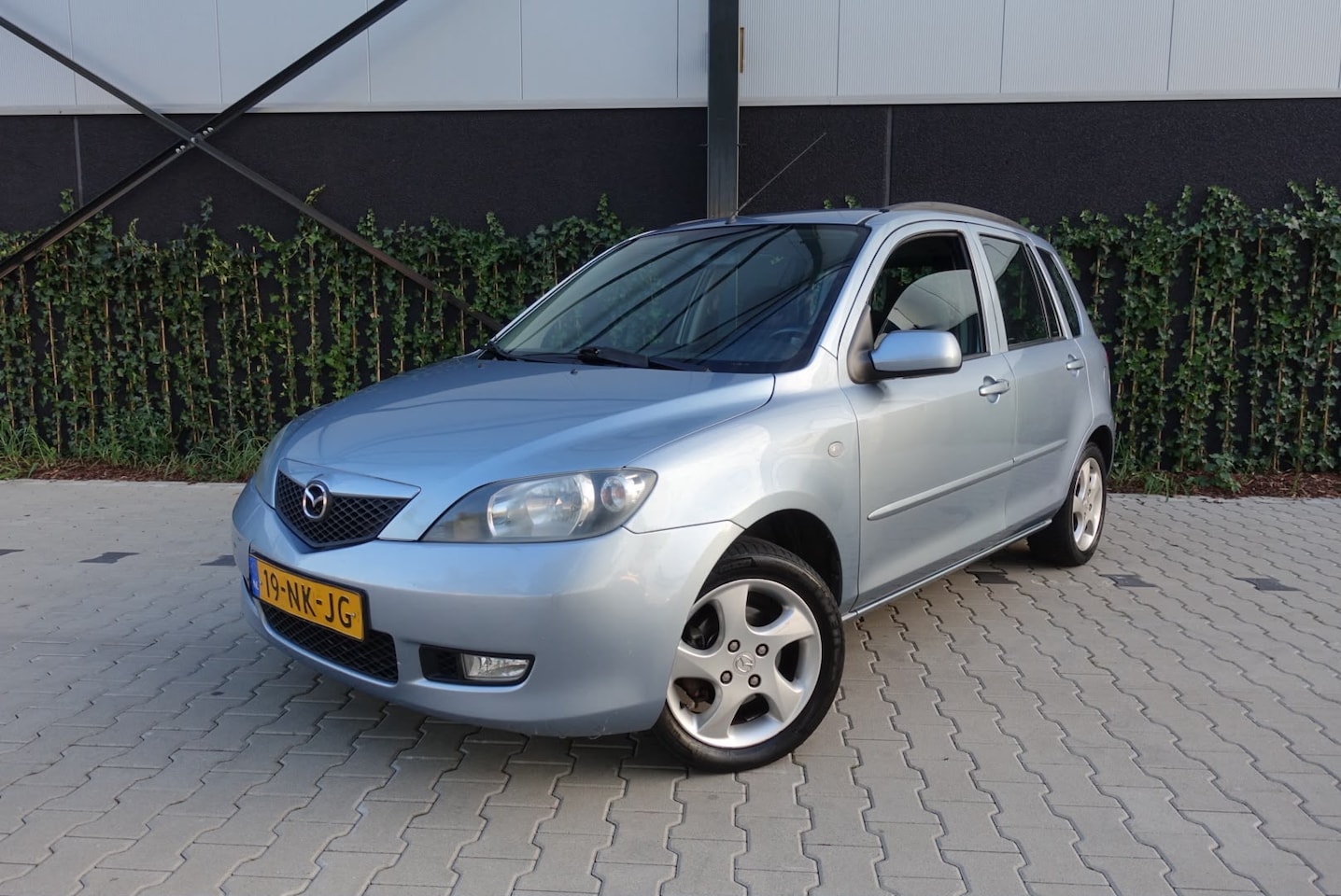 Mazda 2 - 1.4 Touring - AutoWereld.nl