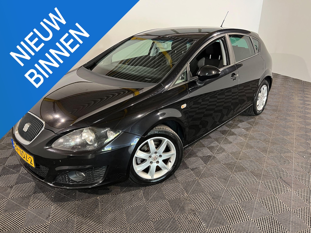 SEAT Leon - 1.6 TDI Good Stuff 1.6 TDI Good Stuff - AutoWereld.nl