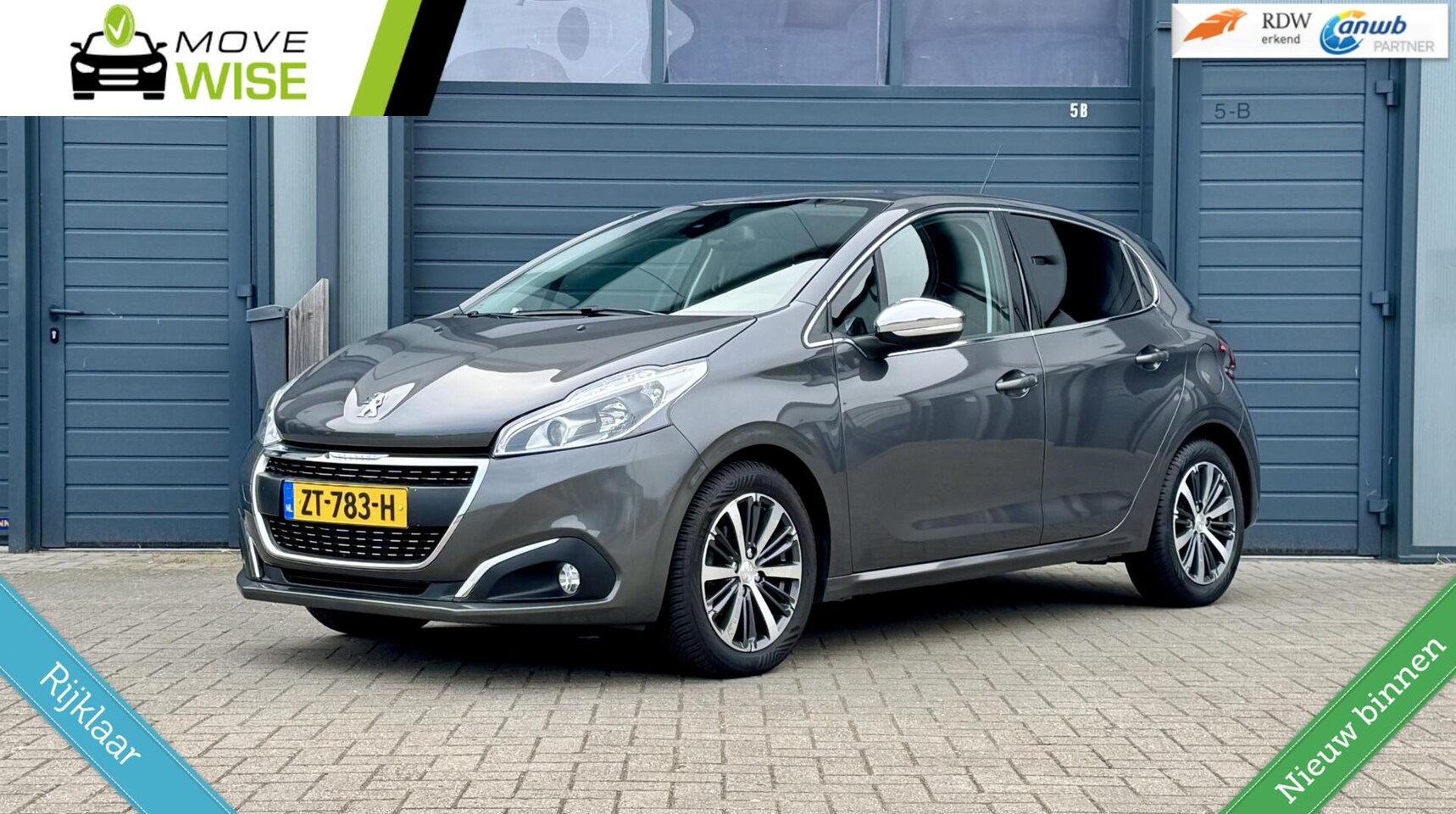 Peugeot 208 - 1.2- 110pk Blue Lease Allure | AUTOMAAT | LAGE KM NAP ! | Trekhaak | Camera | Rijklaar & N - AutoWereld.nl