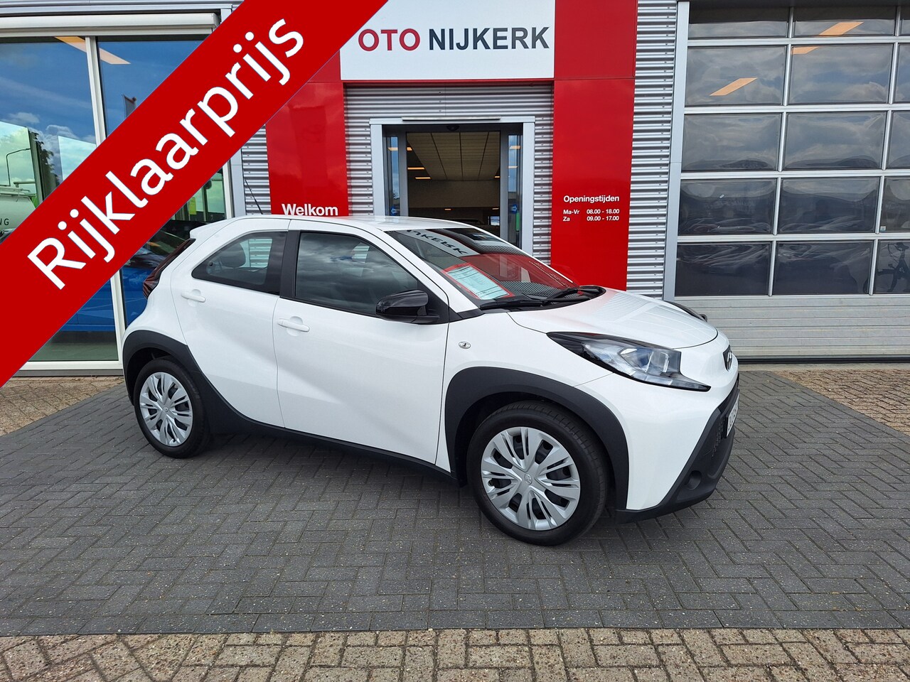 Toyota Aygo X - 1.0 VVT-i MT play 1.0 VVT-i MT Play - AutoWereld.nl