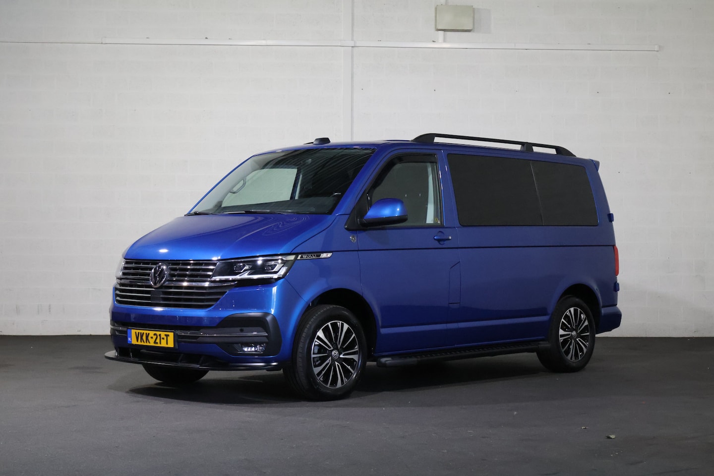 Volkswagen Transporter - 2.0 TDI L1 H1 150pk Bulli Automaat - AutoWereld.nl