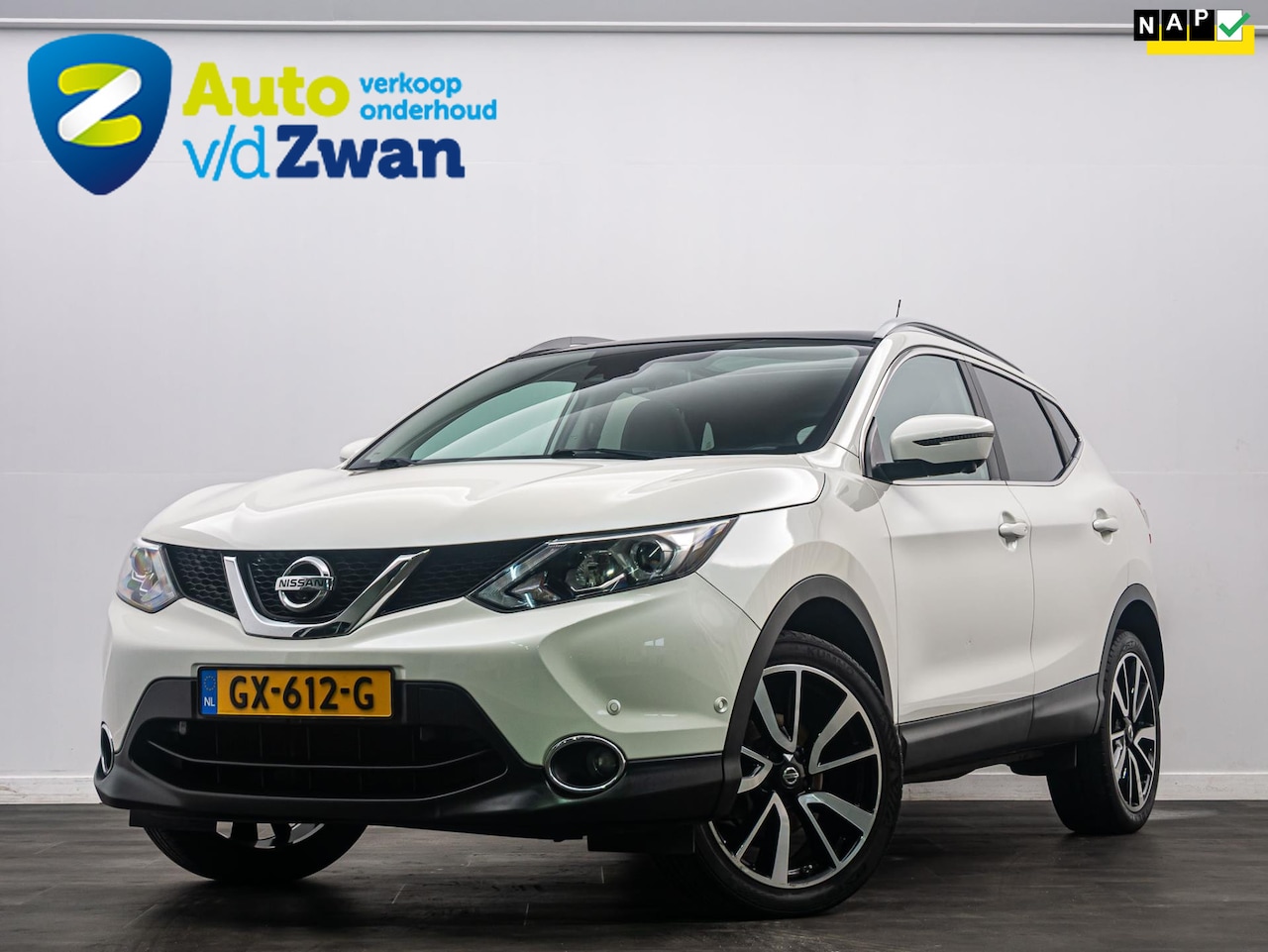 Nissan Qashqai - 1.2 Tekna 116 Pk Pano/Camera/Leer/Navi - AutoWereld.nl
