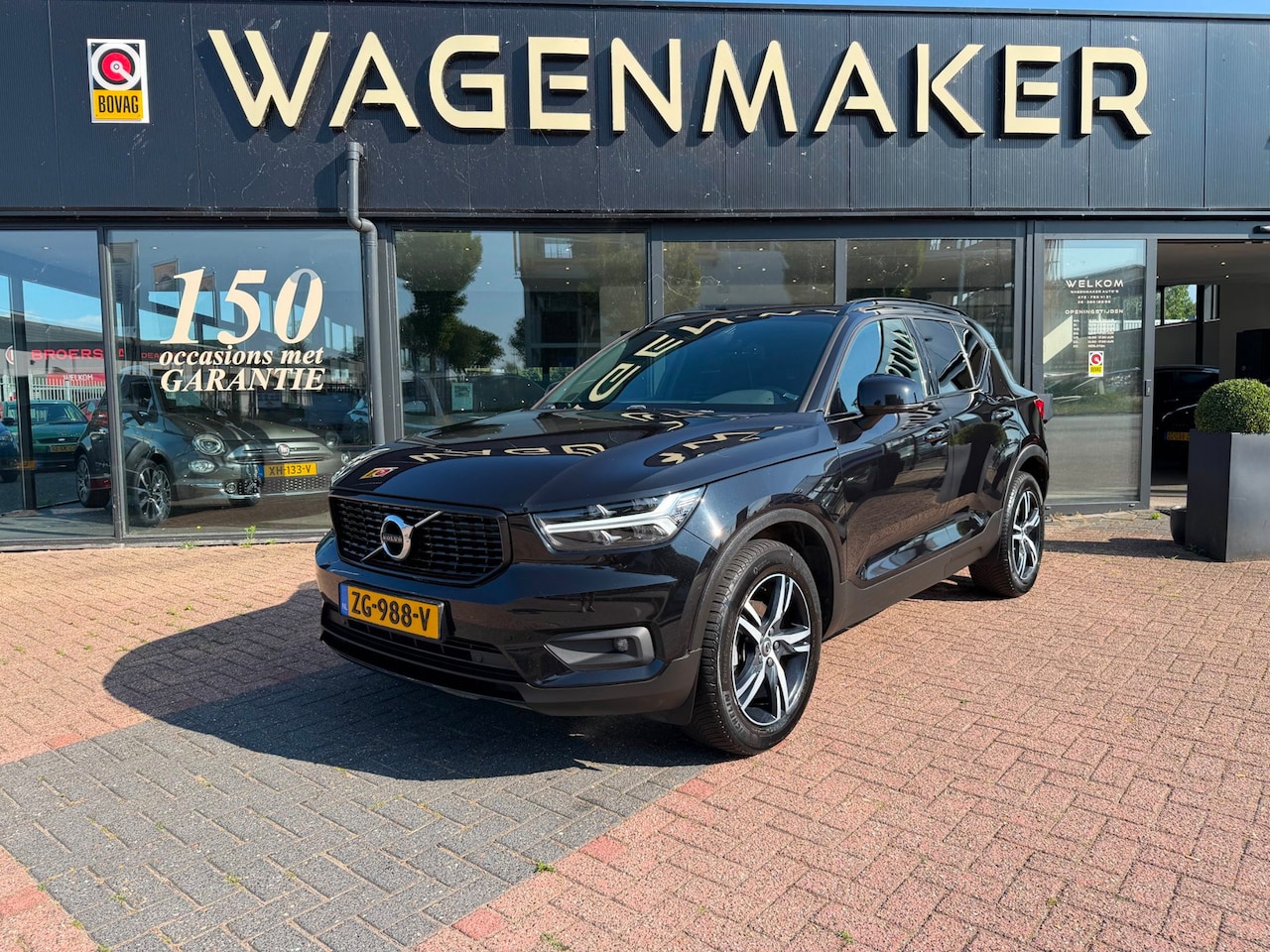 Volvo XC40 - 1.5 T3 R-Design Clima|Cruise|NAV|Trekhaak|DealerOH - AutoWereld.nl
