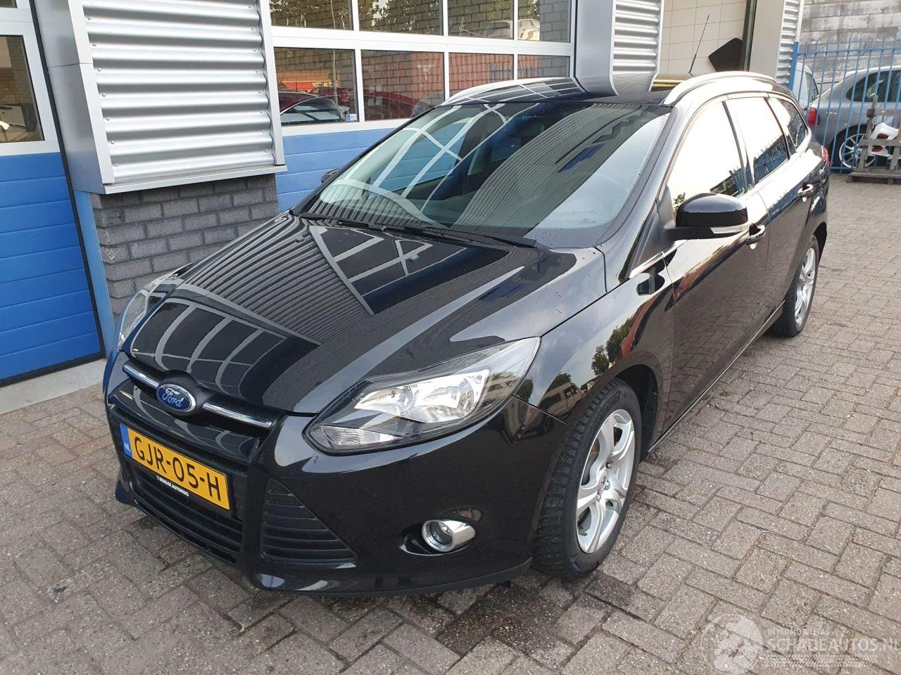 Ford Focus - 1.0 EcoBoost Trend schadevrij - AutoWereld.nl