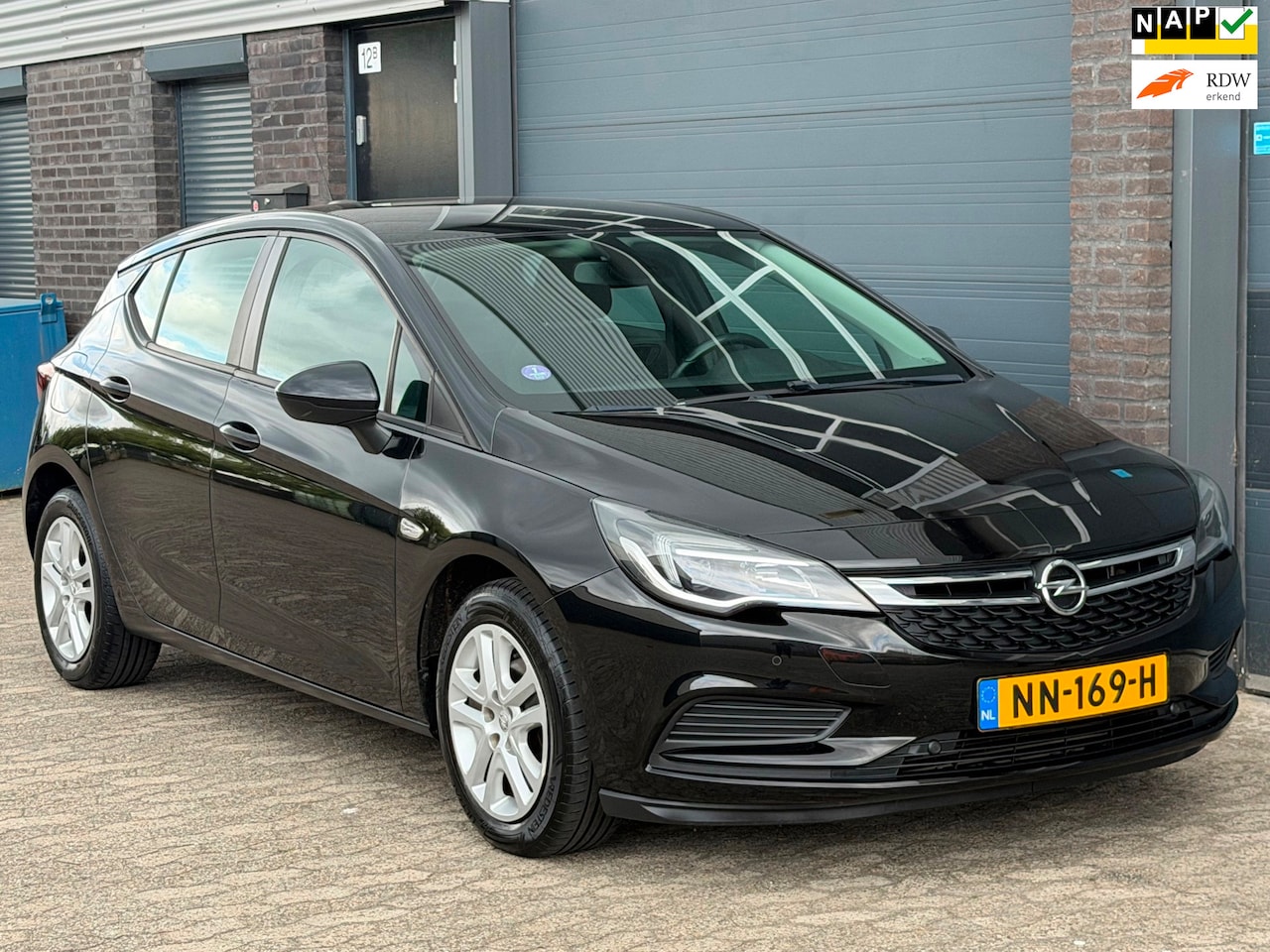 Opel Astra - 1.0 Online Edition CLIMA NAVI CRUISE PDC EX BPM - AutoWereld.nl