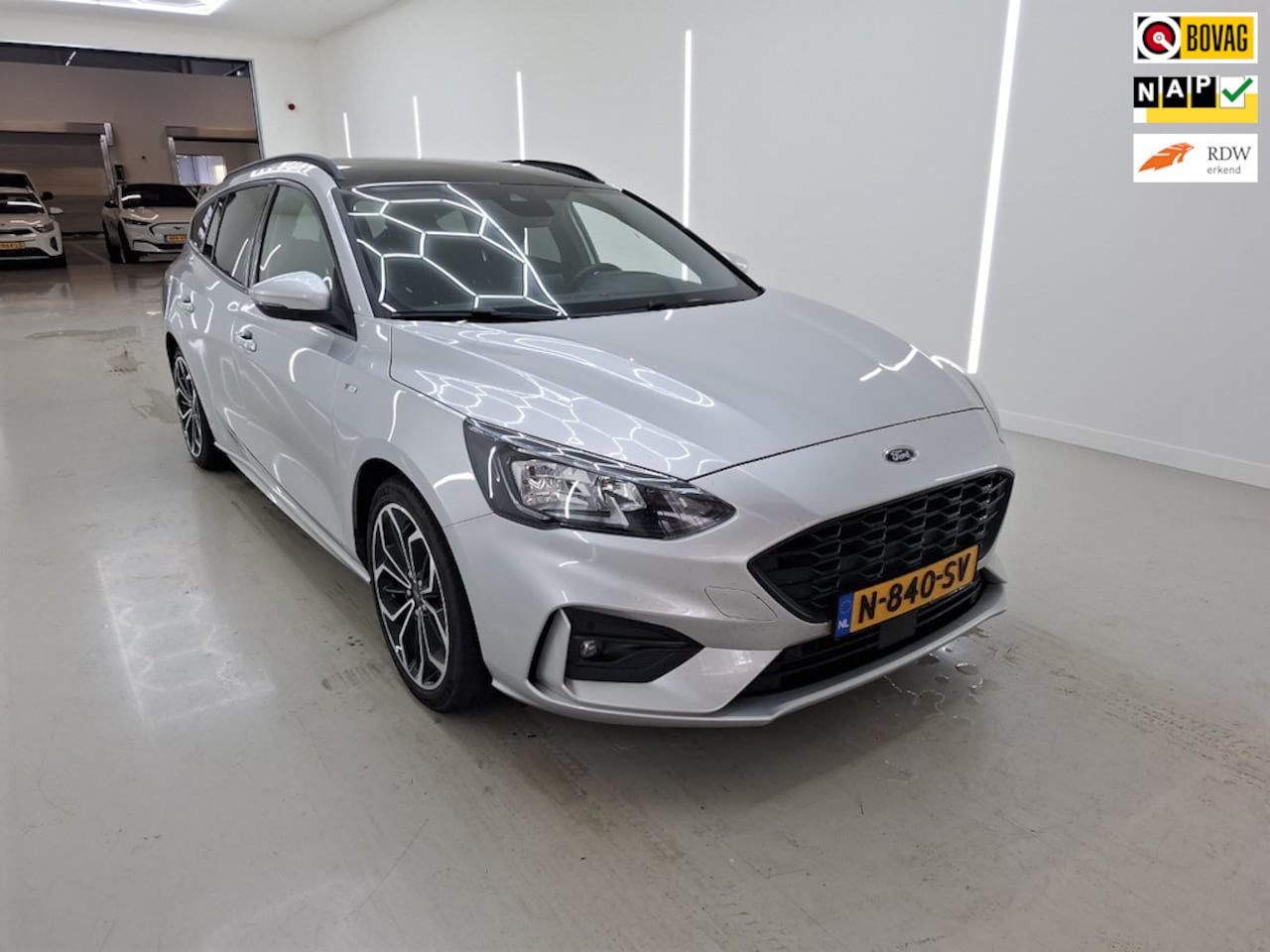 Ford Focus Wagon - 1.5 EcoBoost ST Line X Business 150PK+Led+Pano-dak+Vitrual+Navigatie+camera+18"Lmv = TOP O - AutoWereld.nl