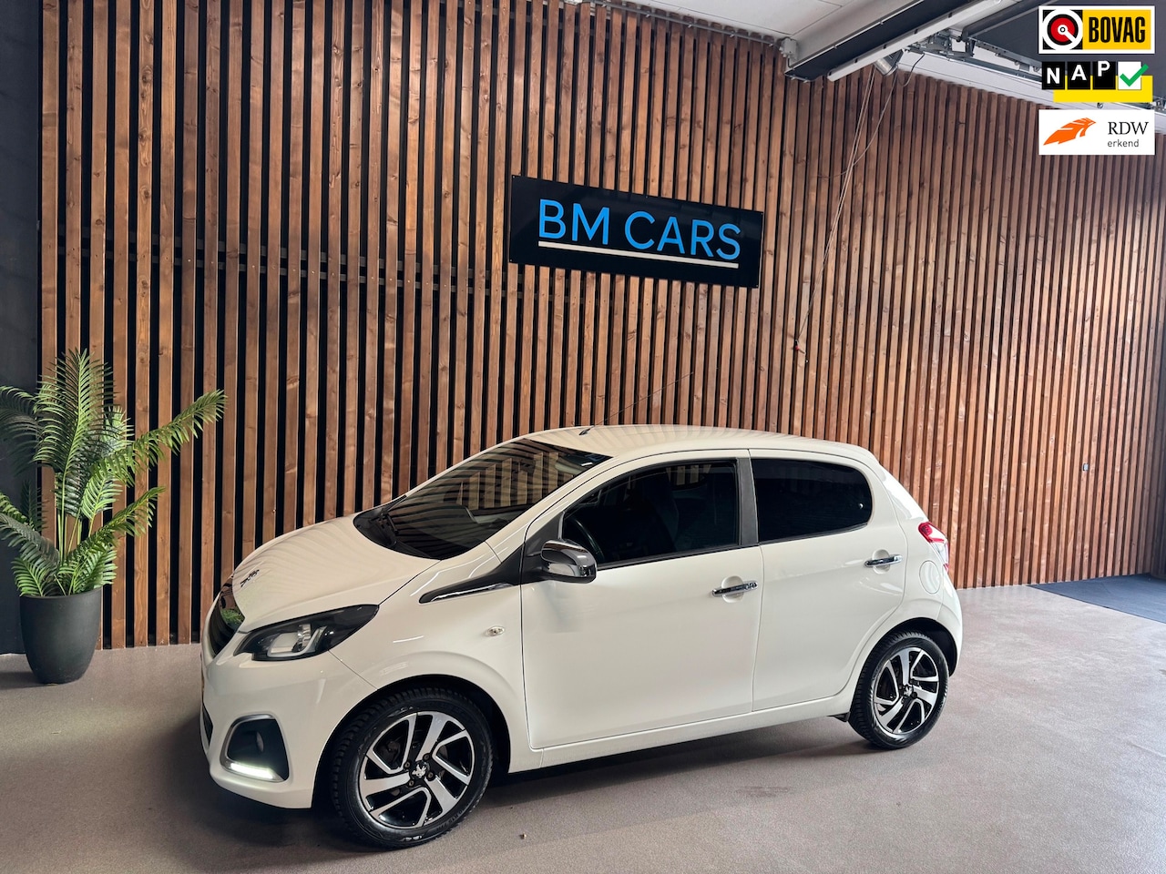 Peugeot 108 - 1.0 e-VTi Première CAMERA, STARTKNOP, LED - AutoWereld.nl