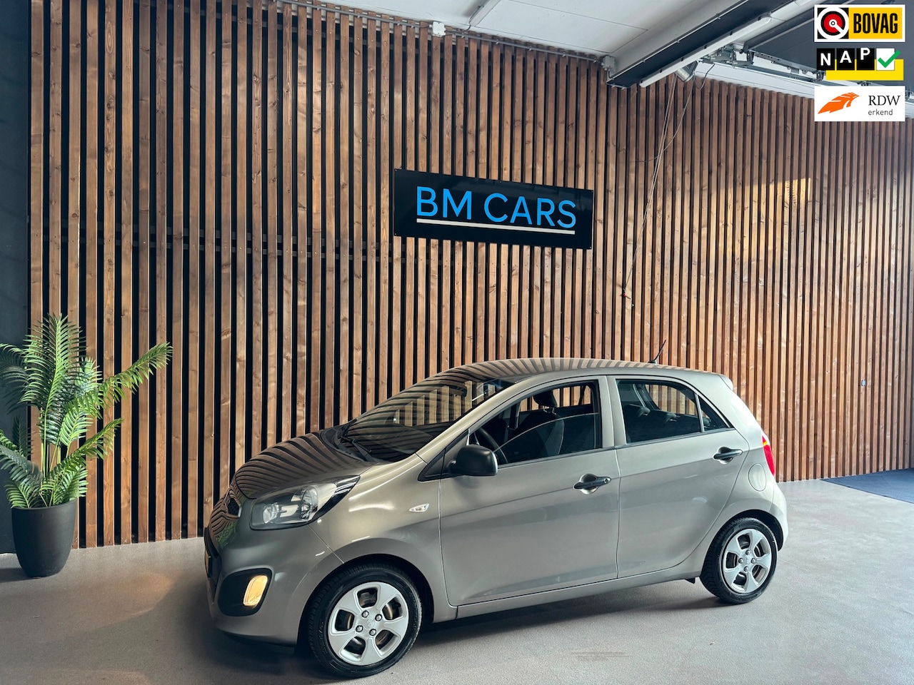 Kia Picanto - 1.0 CVVT ISG Airco 5 deurs, 1e eigenaar - AutoWereld.nl
