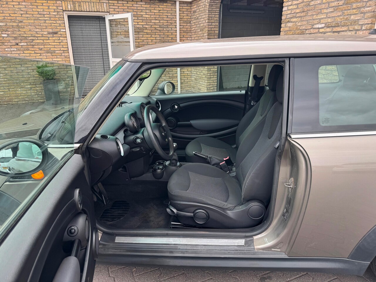 MINI 3-Deurs - 1.6 One D Pepper Bj 2011 weinig kilometers - AutoWereld.nl