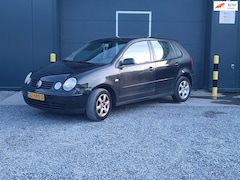 Volkswagen Polo - 1.2