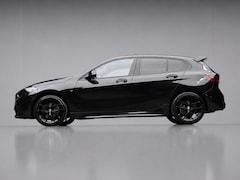 BMW 1-serie - 118i Executive Edition M Sport (SCHUIFDAK, APPLE CARPLAY, NAVI, SFEERVERLICHTING, SPOILER,